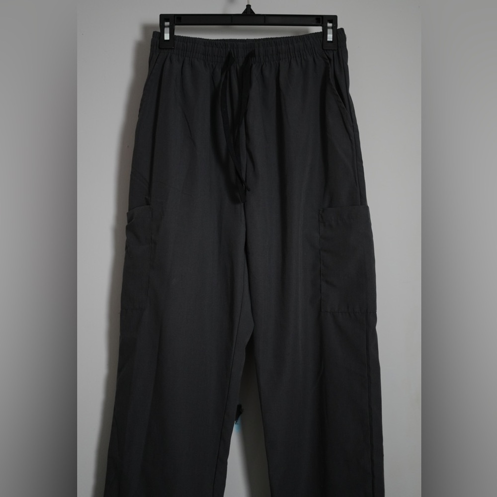 Wear For Care Gray Scrubs 
55% Cotton, 45% Polyester
Size M